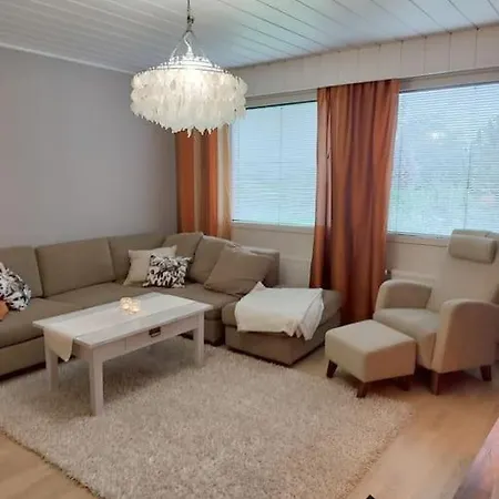 Cozy House In A Quiet Area With Sauna Rovaniemi